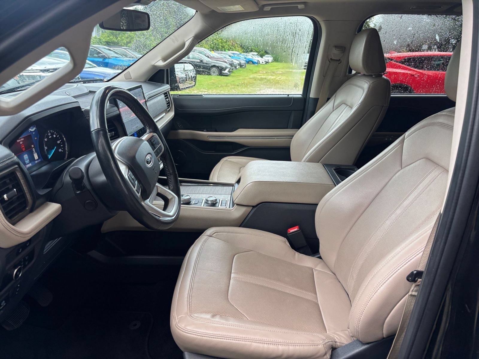 Used 2024 Ford Expedition Max Limited AWD/4WD image 29