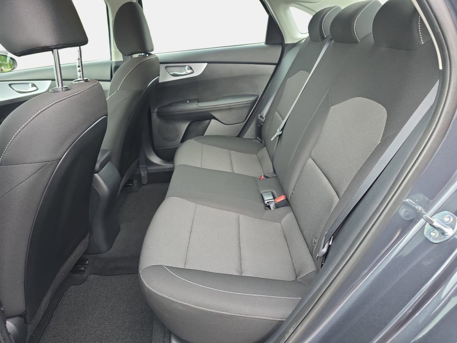 Used 2024 Kia Forte LXS FWD image 13