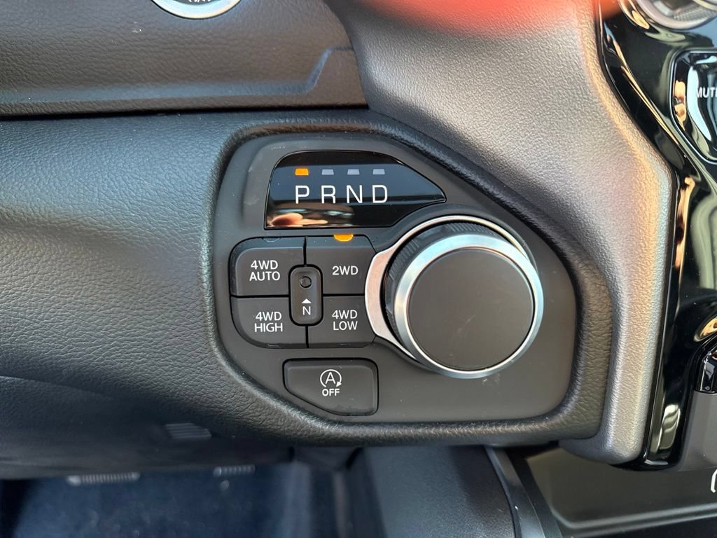New 2026 RAM 1500 Big Horn AWD/4WD image 14