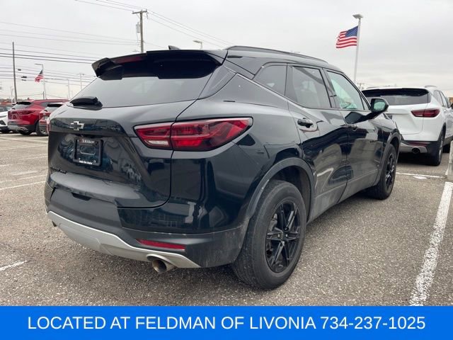 Used 2023 Chevrolet Blazer LT w/ Convenience Package image 3
