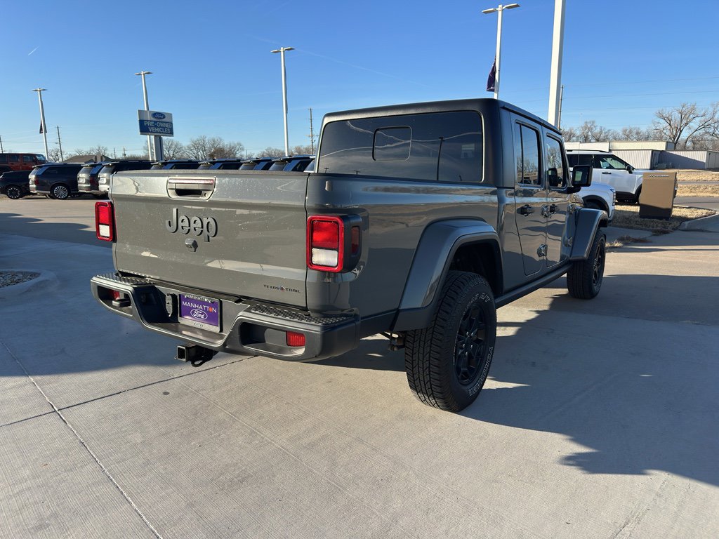 Used 2021 Jeep Gladiator Sport image 5