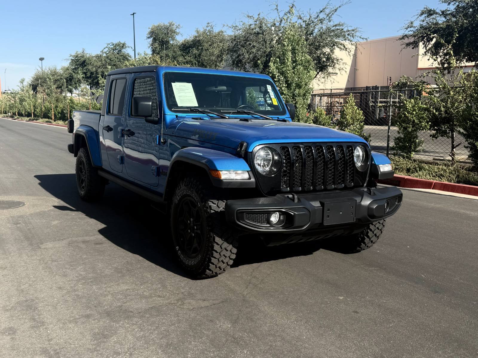 Used 2021 Jeep Gladiator Sport AWD/4WD image 3