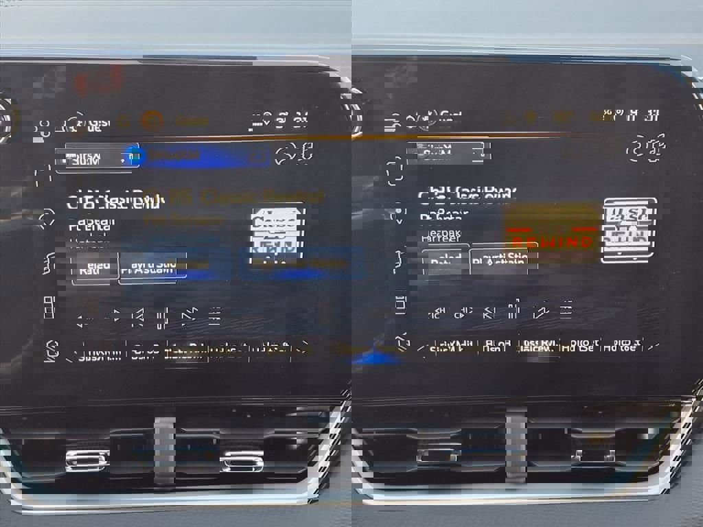 New 2026 Chevrolet Equinox LT w/ Convenience Package II image 11