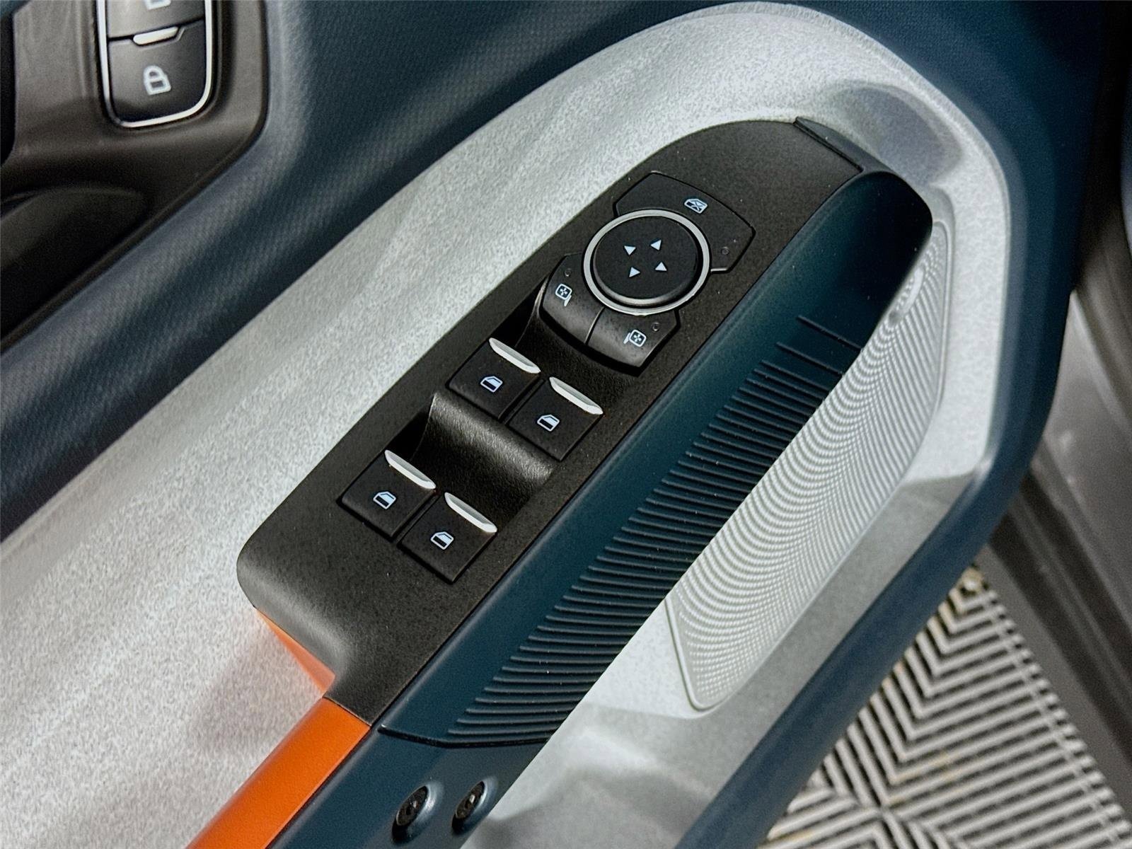 Used 2024 Ford Maverick XLT image 18