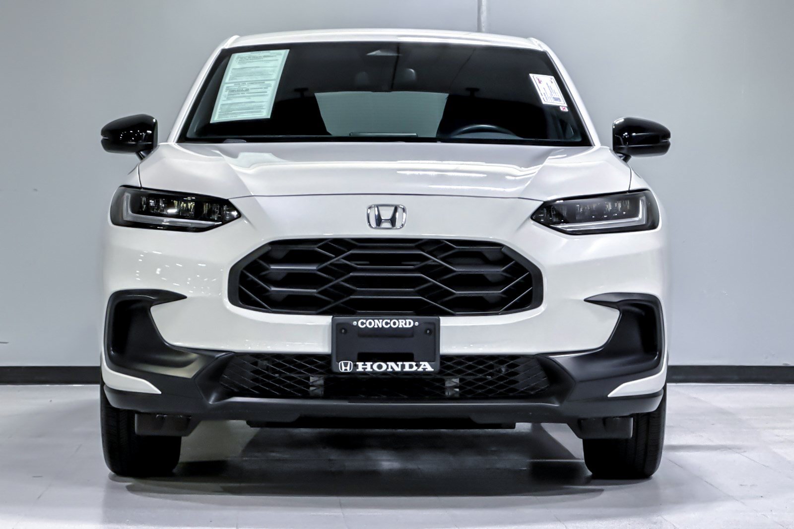 Used 2025 Honda HR-V Sport image 6