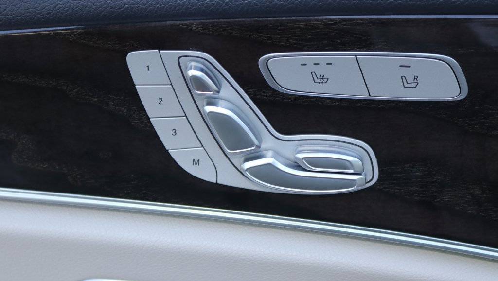 Used 2020 Mercedes-Benz E 350 Sedan image 11