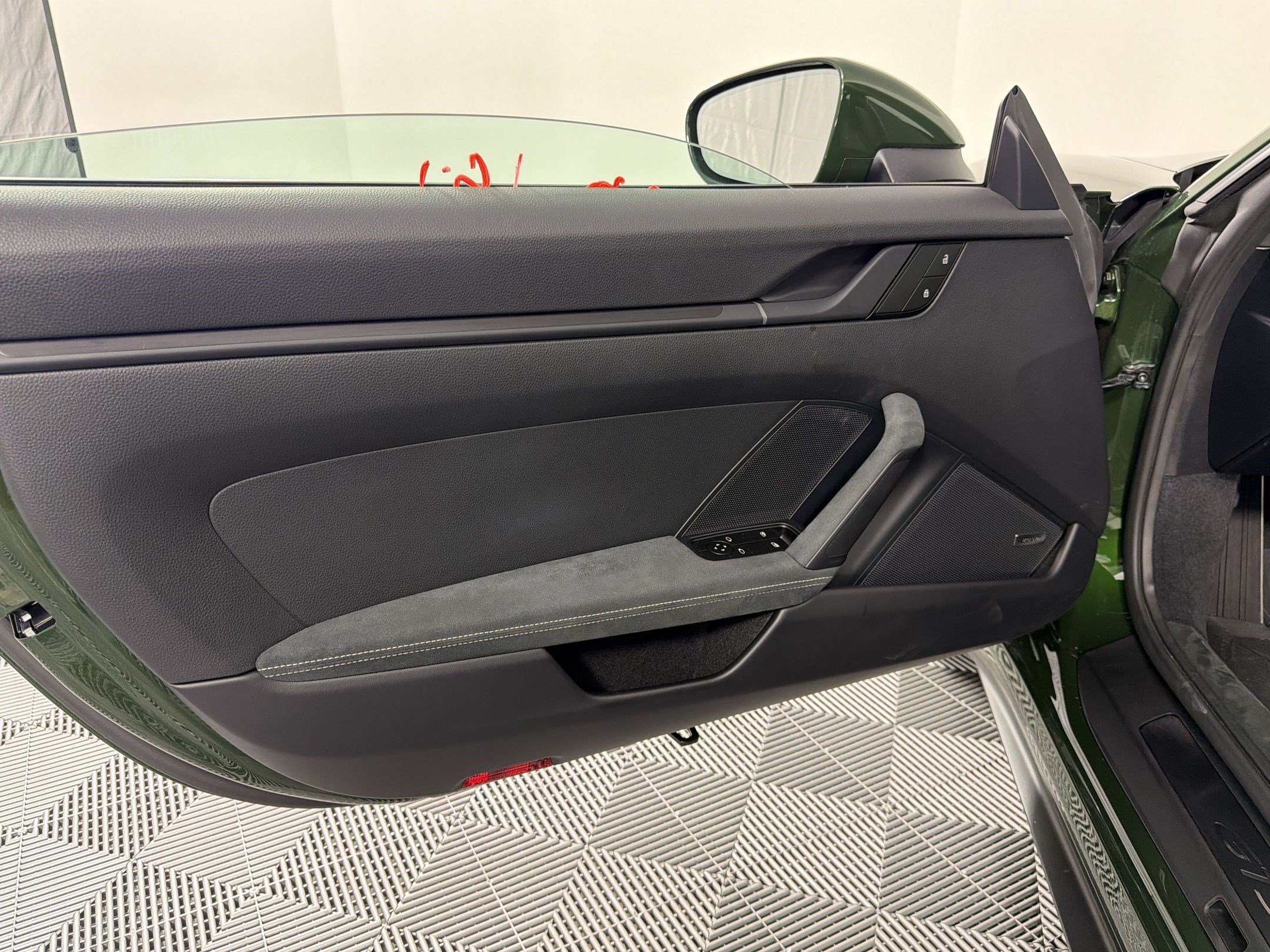 Certified 2026 Porsche 911 GT3 RWD image 13