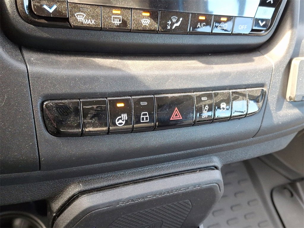 New 2024 RAM ProMaster 3500 w/ Delivery Van Package image 17