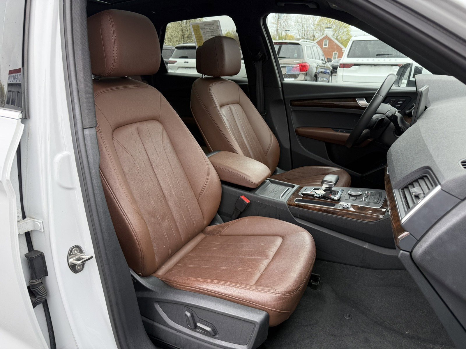 Used 2020 Audi Q5 2.0T Premium w/ Convenience Package AWD/4WD image 26