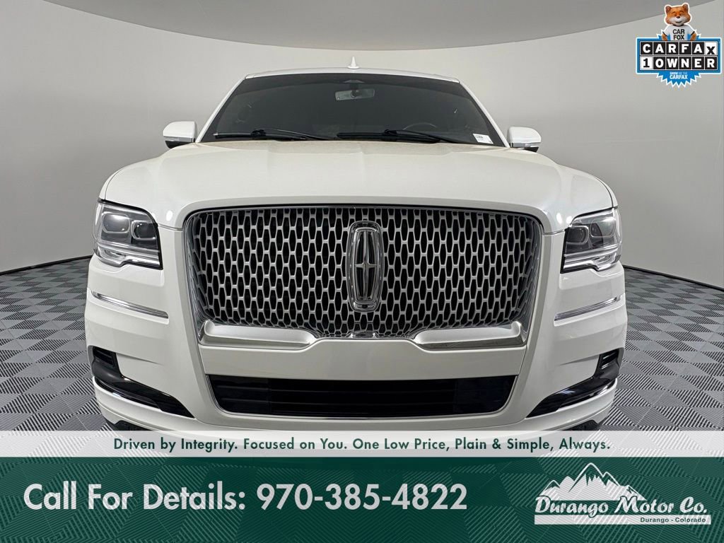 Used 2024 Lincoln Navigator L Reserve AWD/4WD image 3