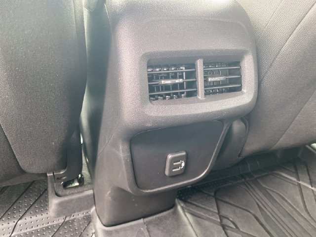 Certified 2024 Chevrolet Equinox LT w/ LPO, Floor Liner Package FWD image 19