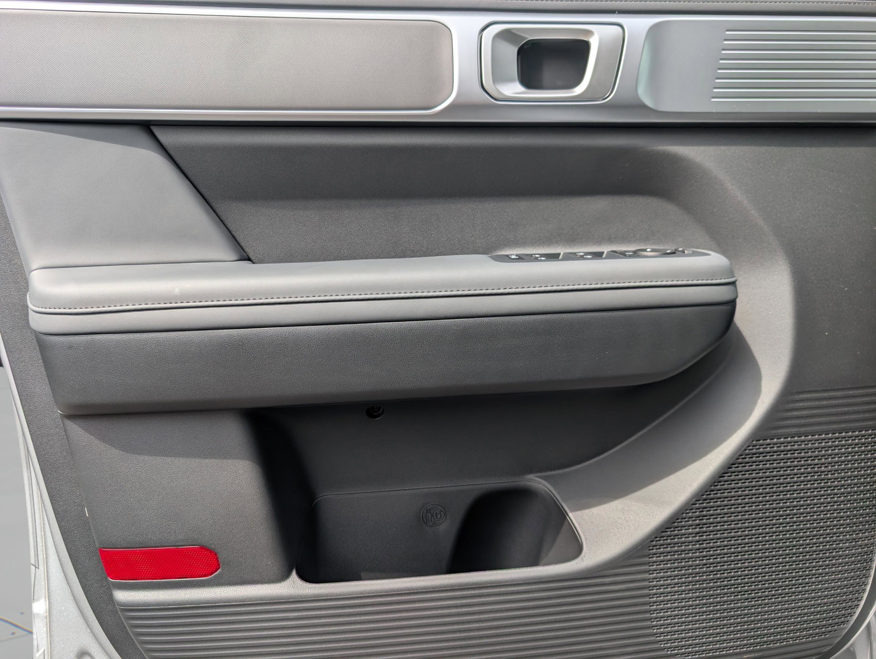 New 2026 Hyundai Santa Fe SEL image 13