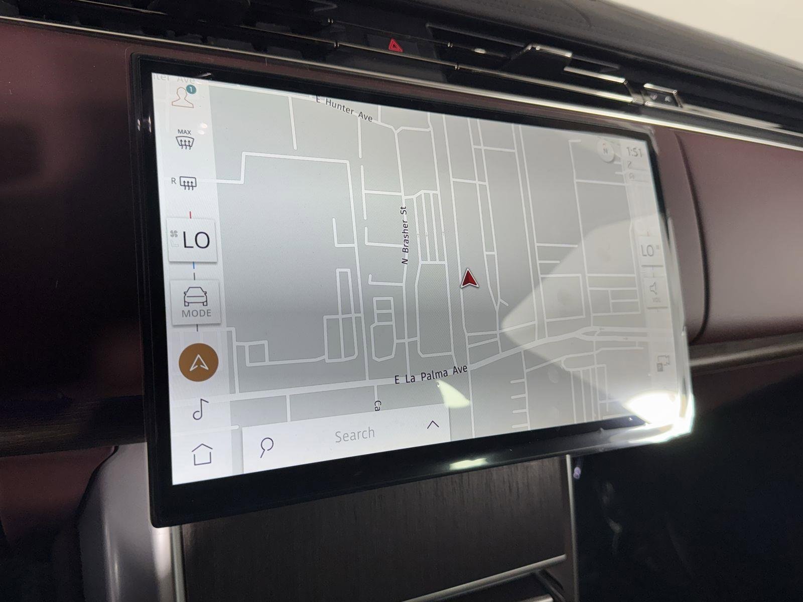 New 2025 Land Rover Range Rover SE image 15