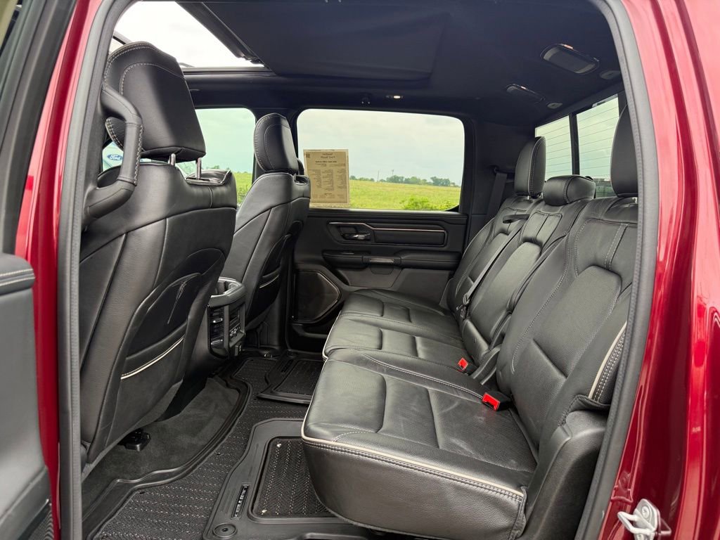 Used 2022 RAM 1500 Limited AWD/4WD image 12