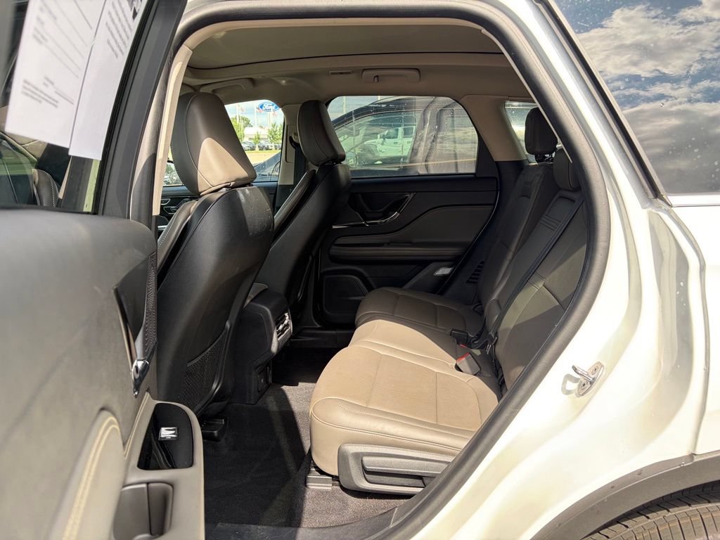 Certified 2023 Lincoln Corsair Reserve w/ Equipment Group 201A AWD/4WD image 14