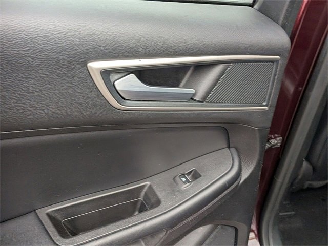 Used 2024 Ford Edge SEL image 26