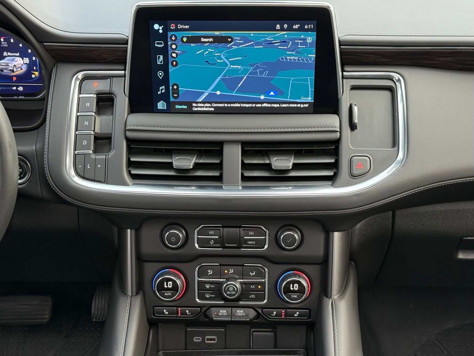 Used 2024 Chevrolet Tahoe Z71 w/ Luxury Package AWD/4WD image 22