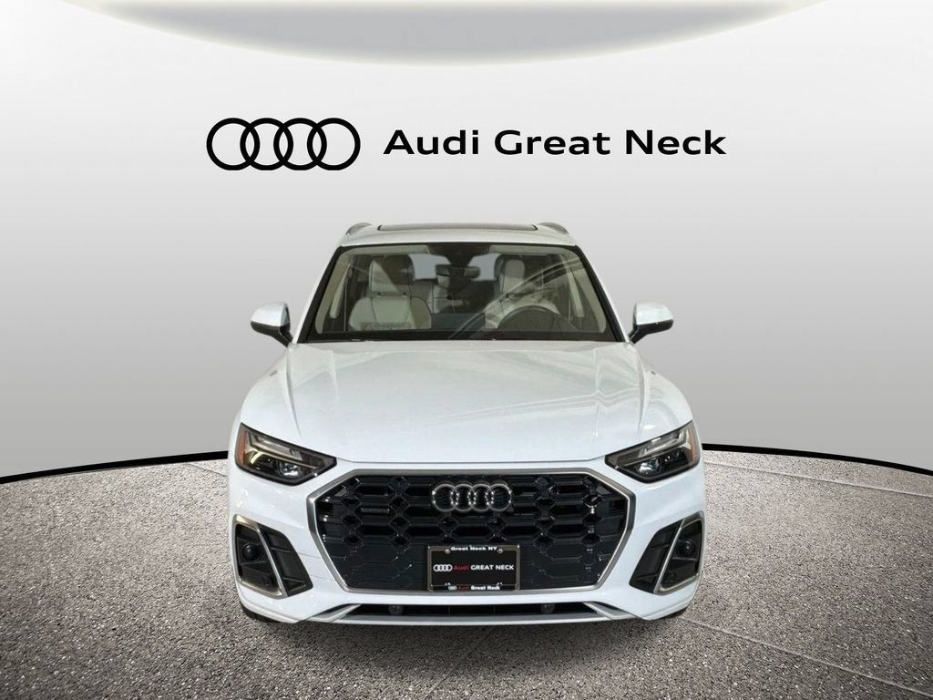 Used 2023 Audi Q5 e Premium w/ Convenience Package AWD/4WD image 19