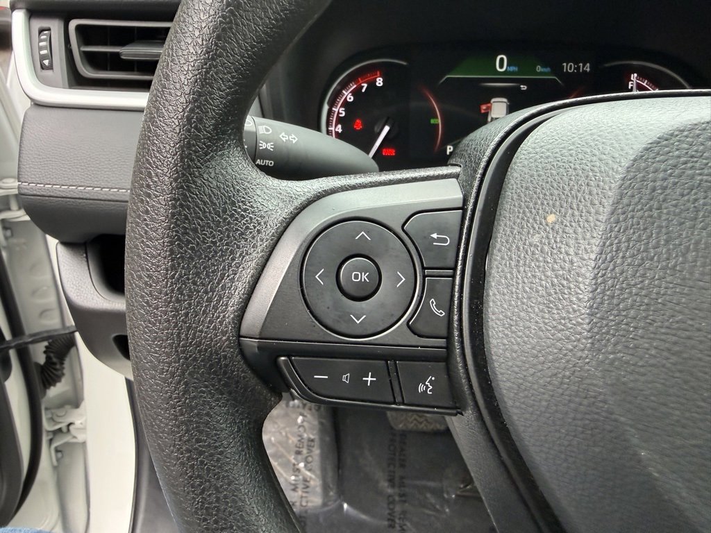 Certified 2025 Toyota RAV4 XLE image 29