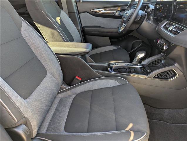 Used 2024 Chevrolet TrailBlazer LT w/ LT Cold Weather Package image 18