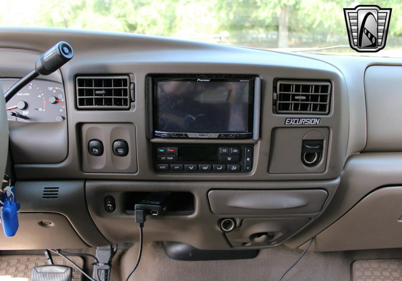 Used 2003 Ford Excursion Limited image 20