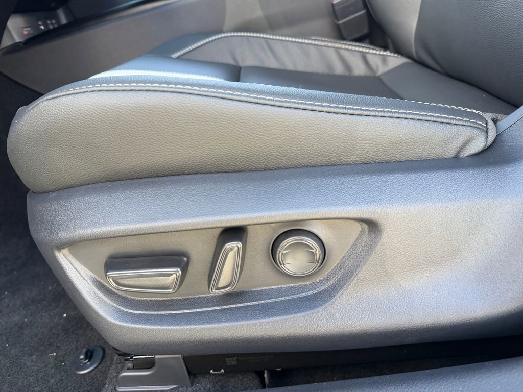 New 2026 Toyota Camry SE image 13