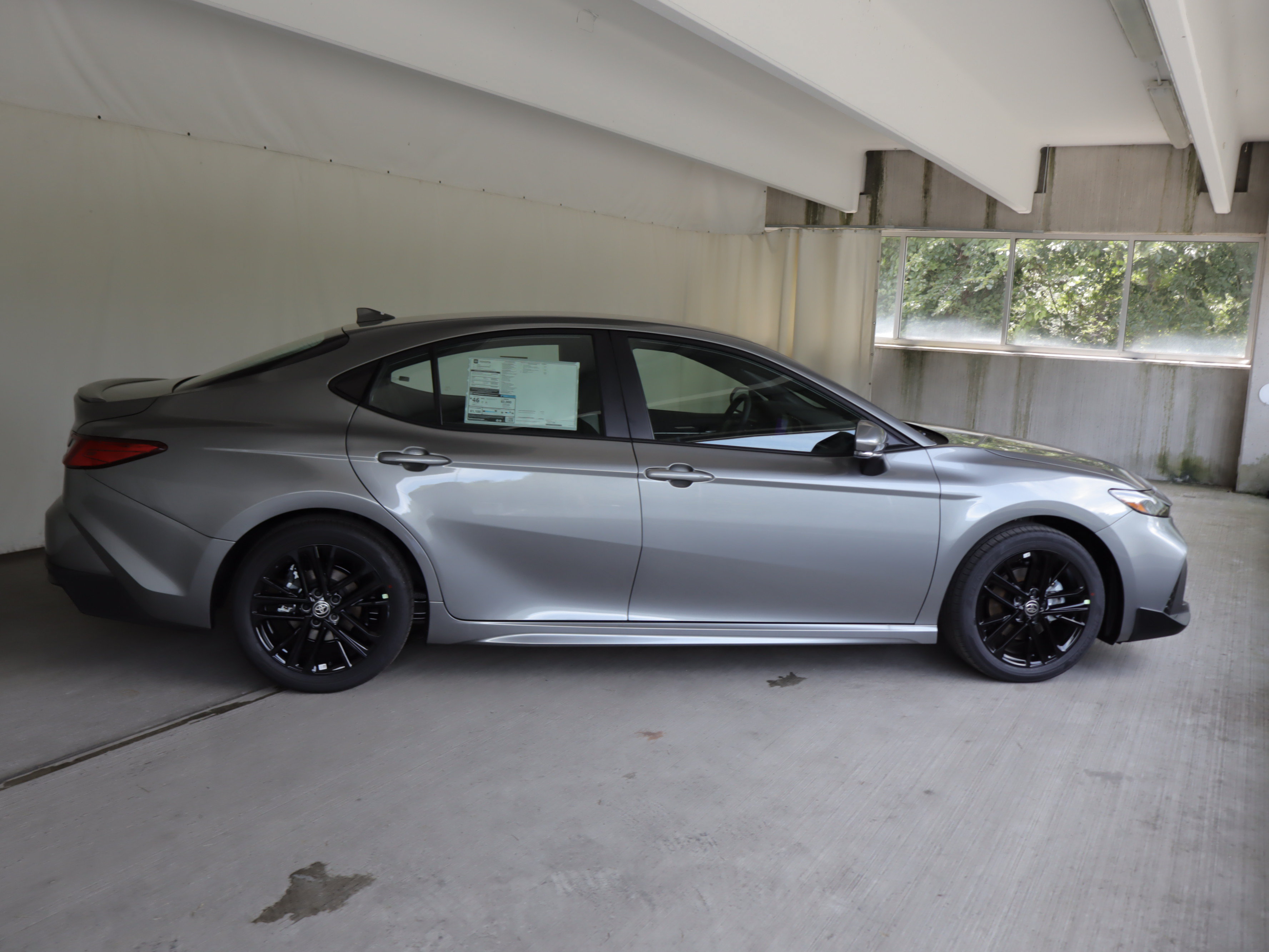 New 2026 Toyota Camry SE FWD image 4