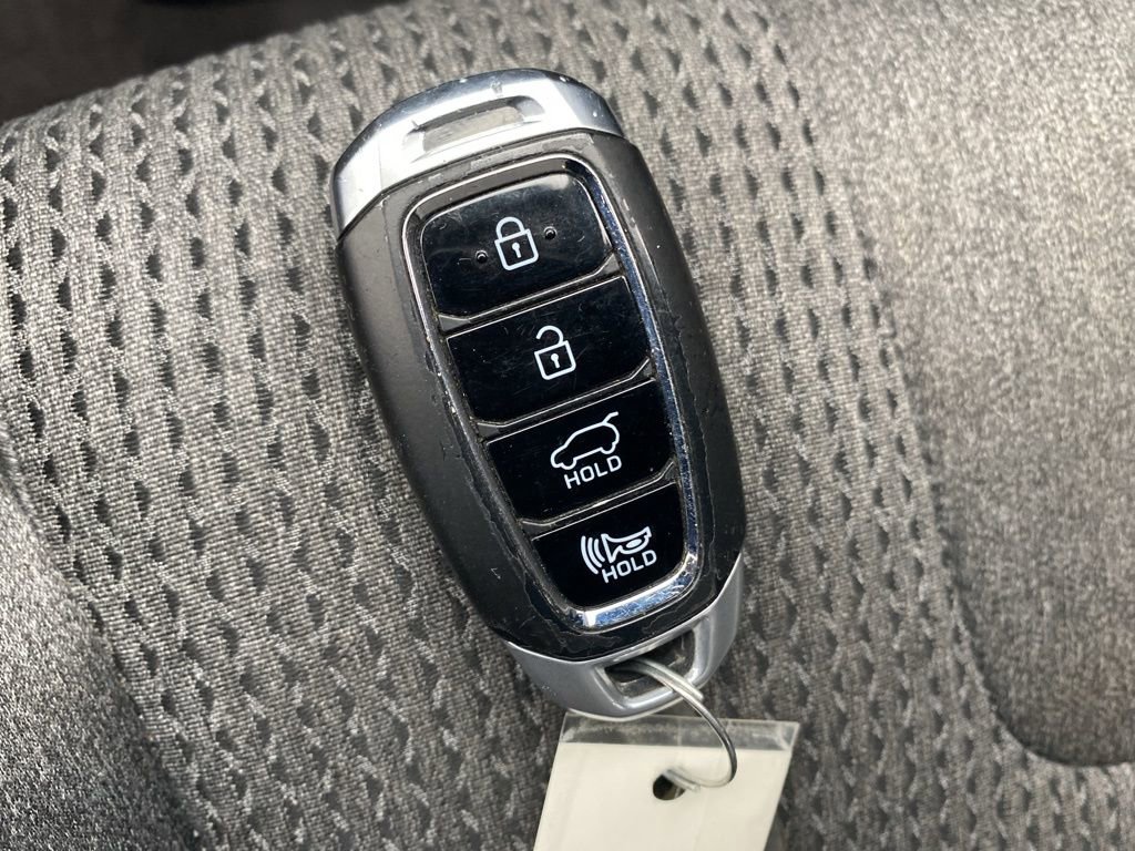 Used 2020 Hyundai Santa Fe SEL w/ Convenience Package image 33