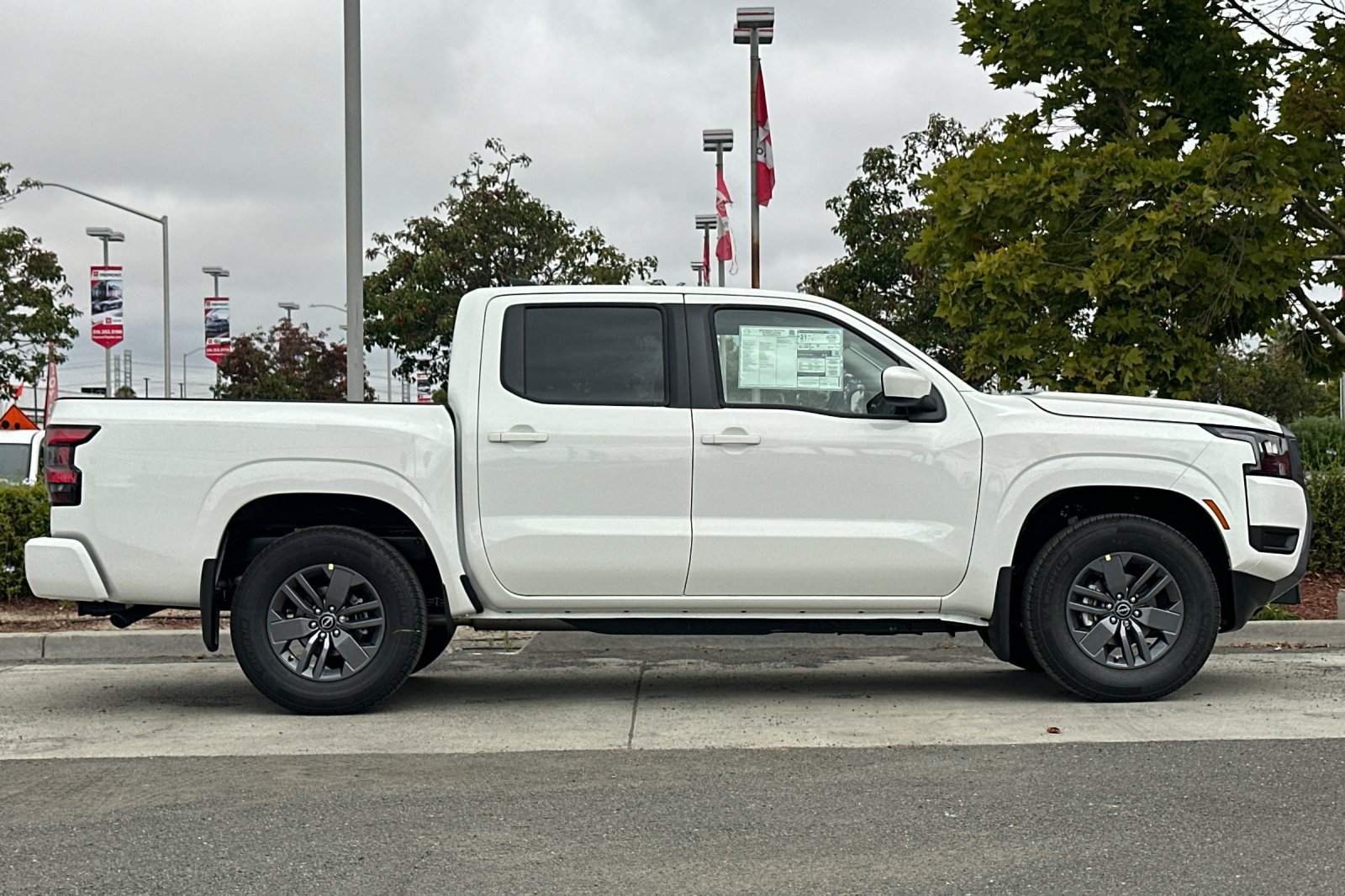 New 2026 Nissan Frontier SV w/ Tow Package RWD image 3