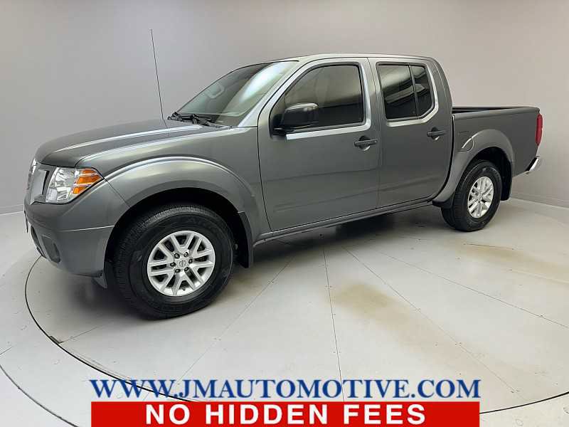 Used 2019 Nissan Frontier SV image 1