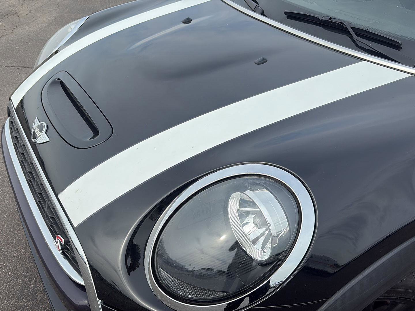 Used 2019 MINI Cooper S w/ Signature Upholstery Package image 13