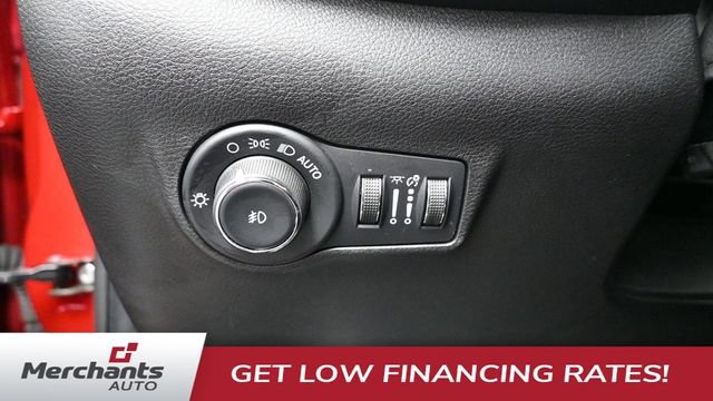 Used 2025 Jeep Compass Limited AWD/4WD image 19
