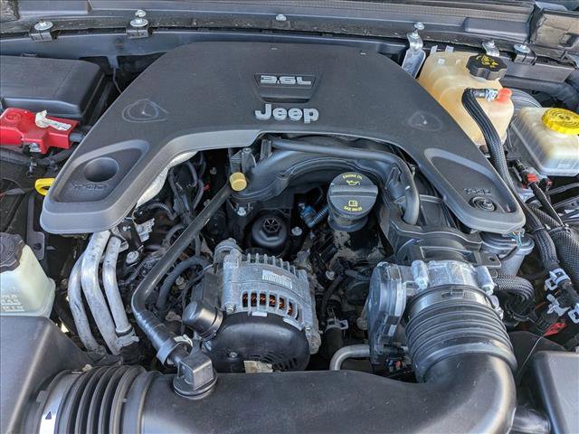 Used 2019 Jeep Wrangler Unlimited Sahara image 22