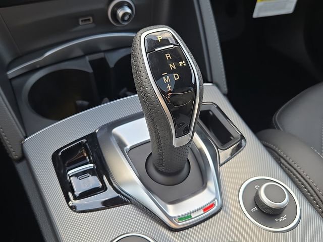 New 2026 Alfa Romeo Stelvio Sprint image 11