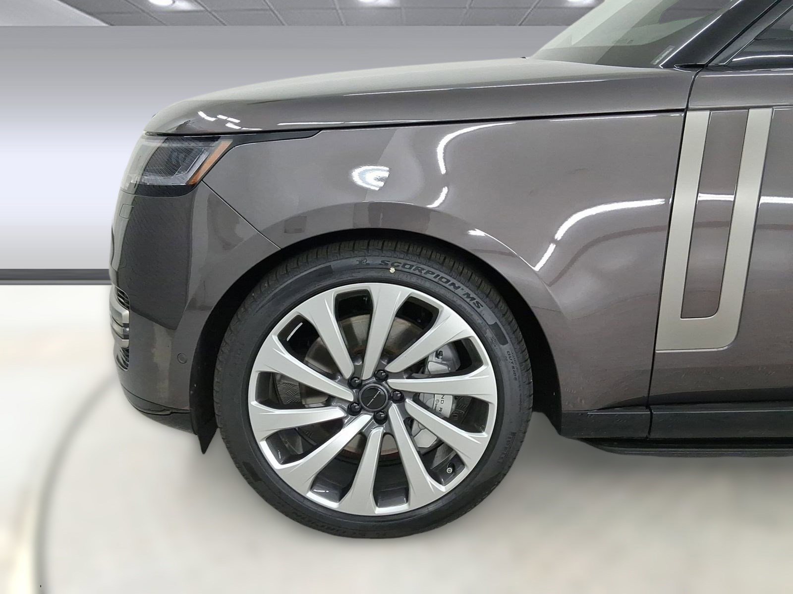 New 2026 Land Rover Range Rover SE image 11