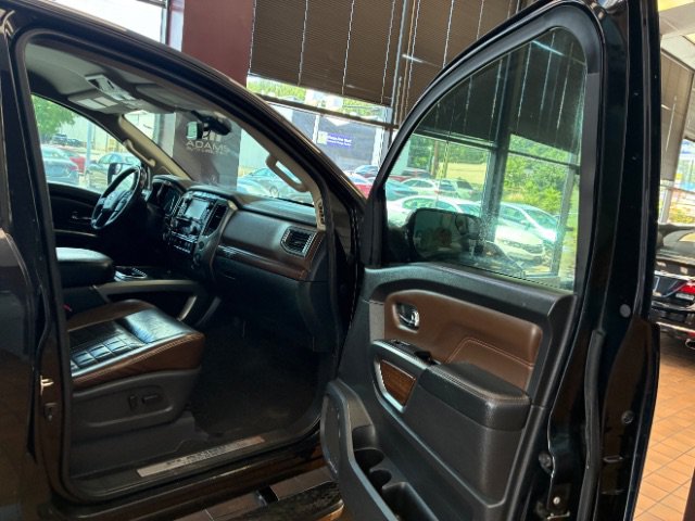 Used 2017 Nissan Titan Platinum Reserve RWD image 26
