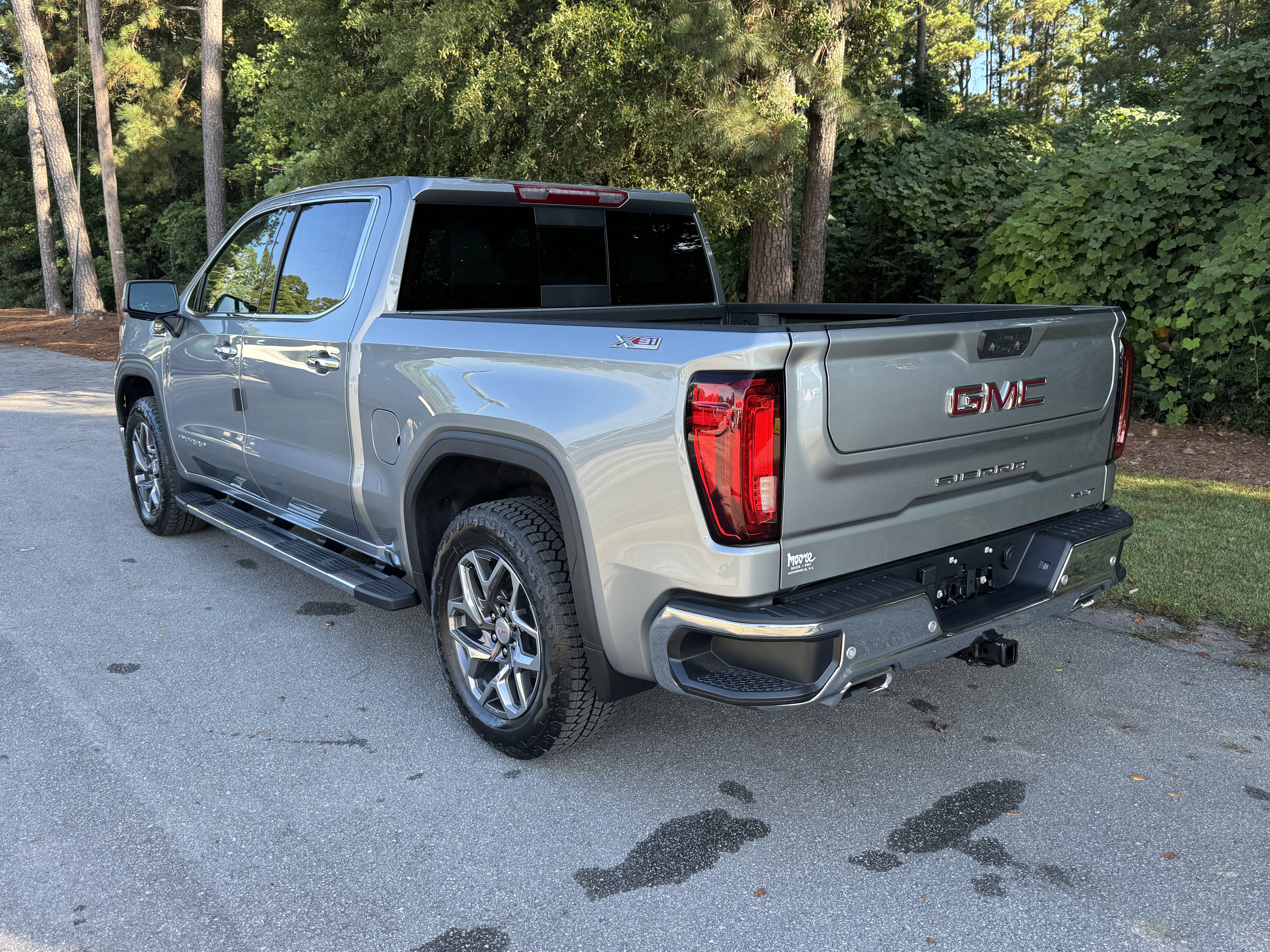 New 2026 GMC Sierra 1500 SLT w/ SLT Premium Plus Package image 13
