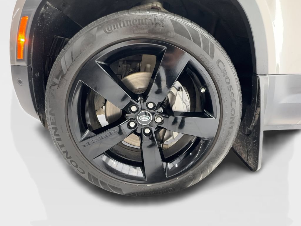 Used 2024 Land Rover Defender 130 S image 12