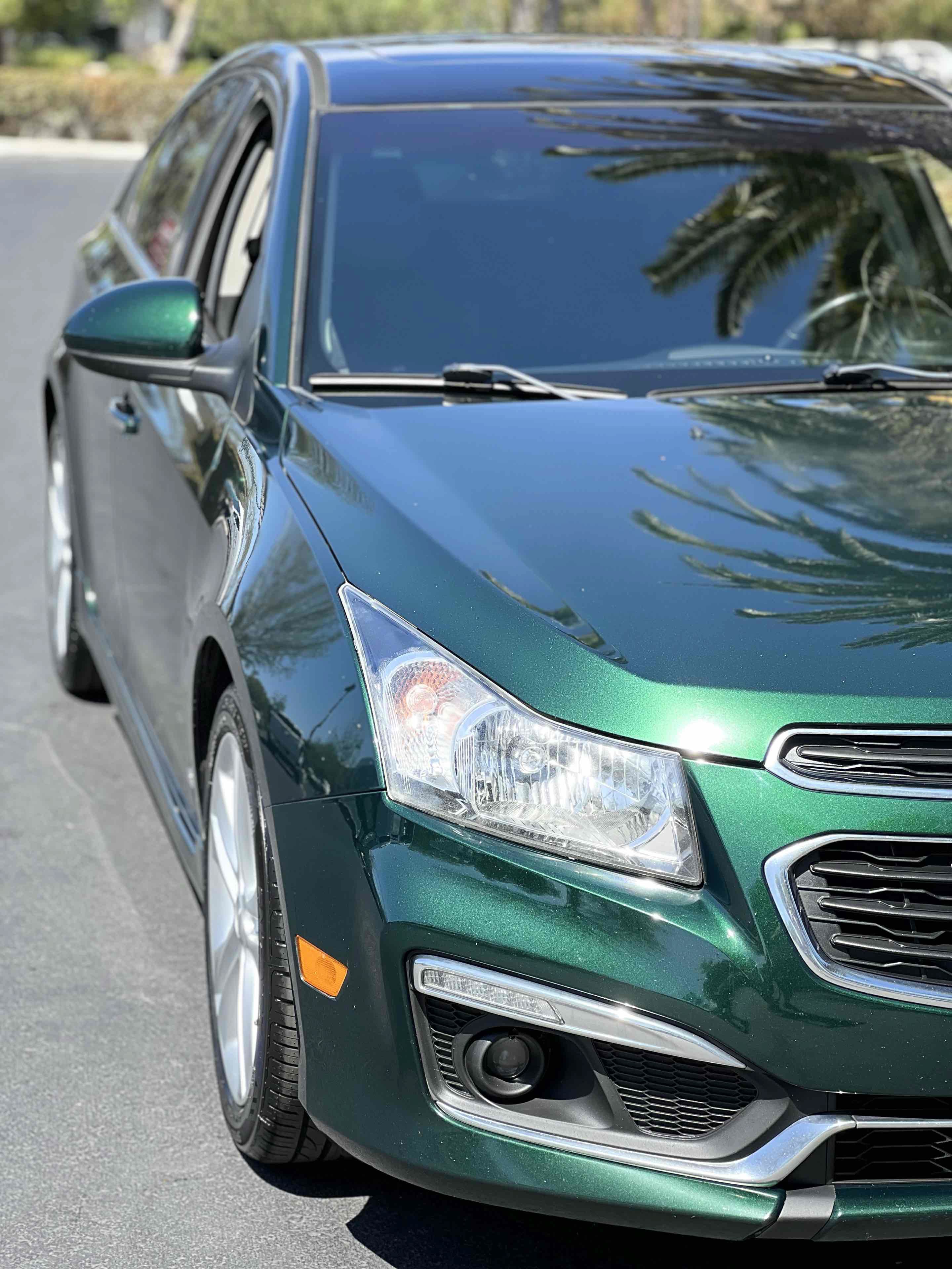 Used 2015 Chevrolet Cruze LTZ w/ Sun, Sound and Sport Package FWD image 37