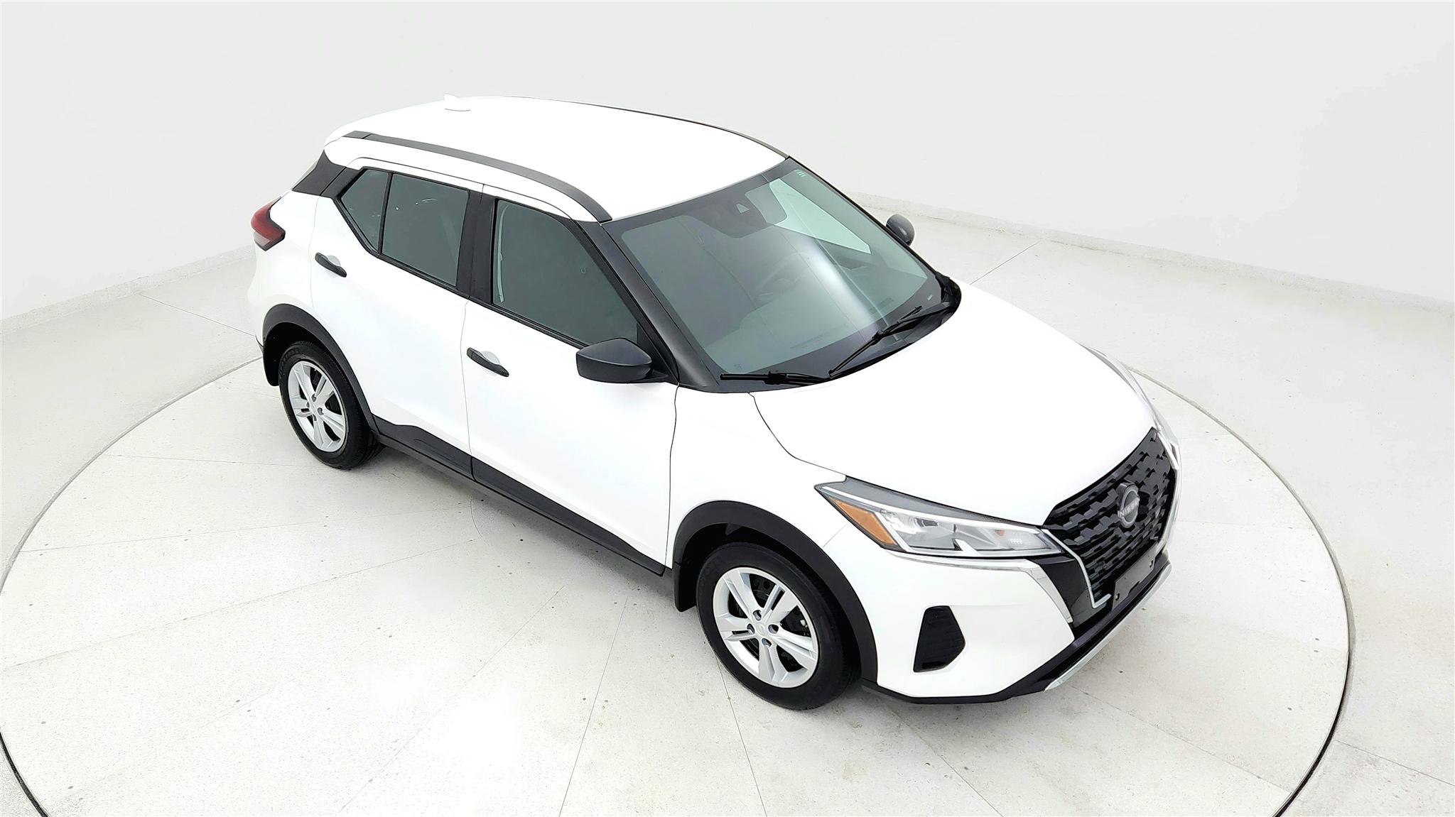 Used 2025 Nissan Kicks Play S FWD image 19