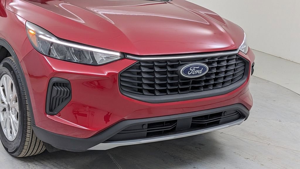 Certified 2023 Ford Escape Active image 40