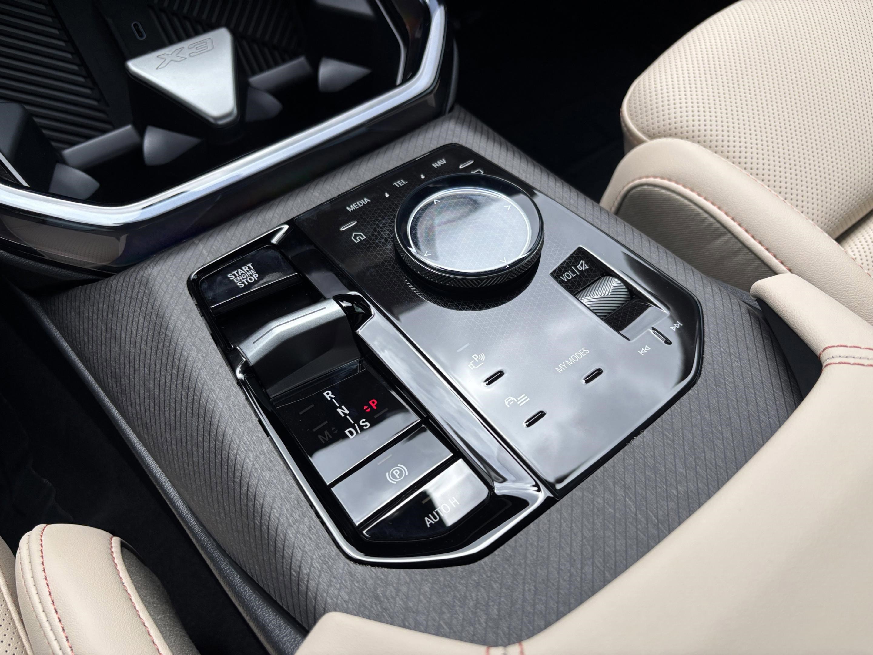 Used 2026 BMW X3 xDrive30 w/ Convenience Package image 13