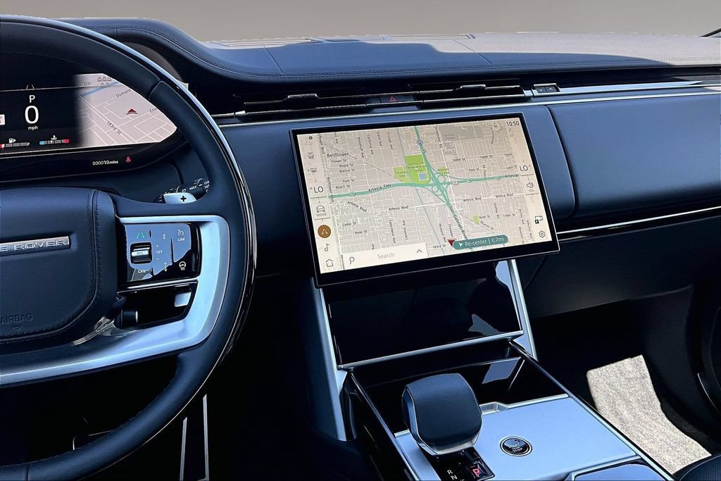 New 2026 Land Rover Range Rover Long Wheelbase SE AWD/4WD image 6