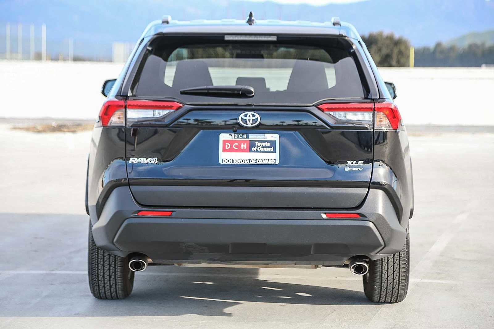 Certified 2025 Toyota RAV4 XLE image 7