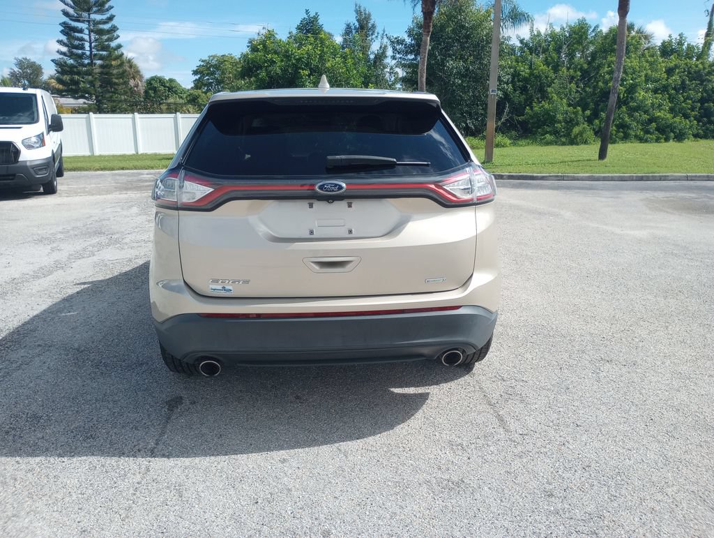 Certified 2018 Ford Edge SE FWD image 6