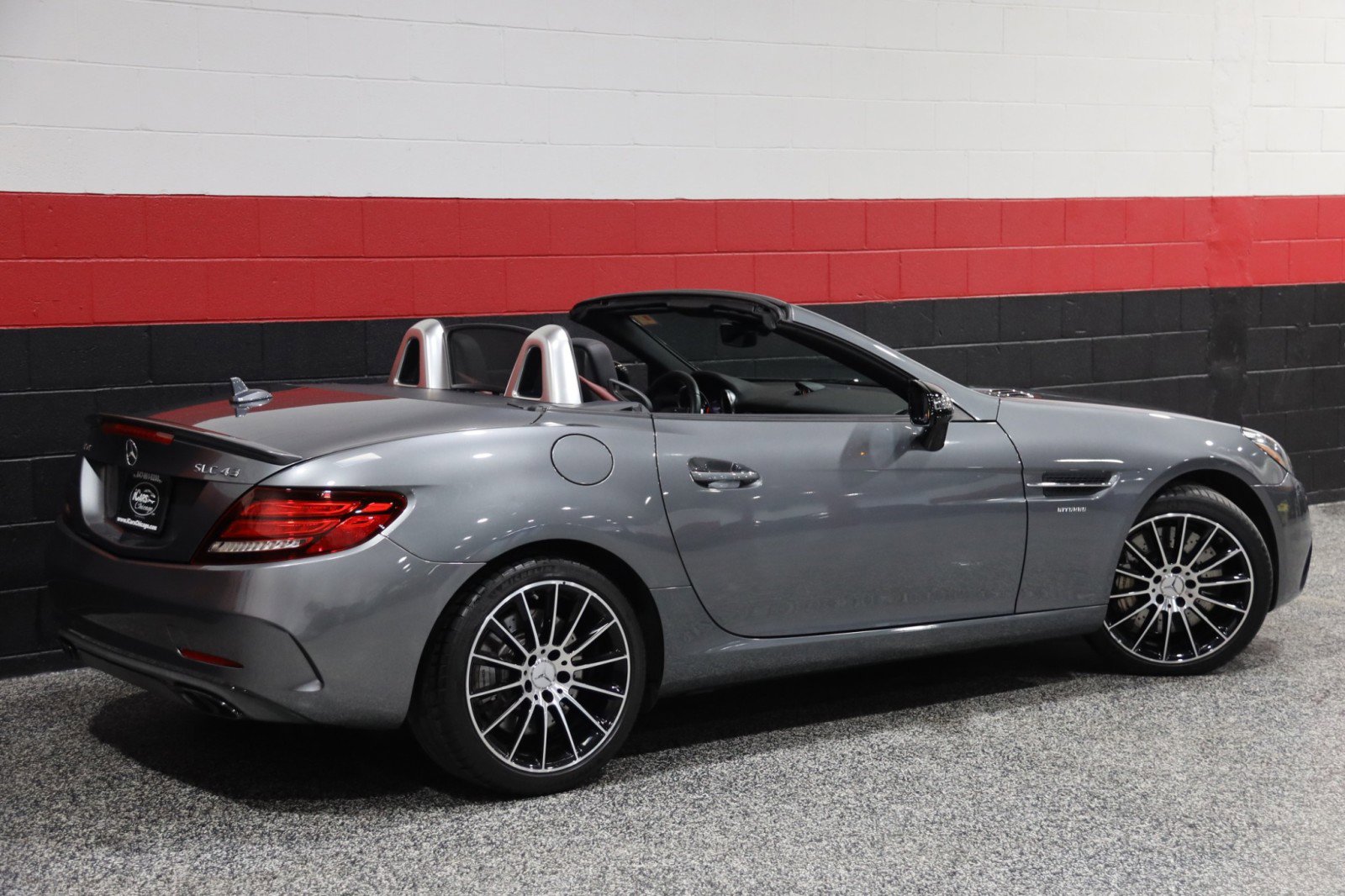 Used 2017 Mercedes-Benz SLC 43 AMG image 8