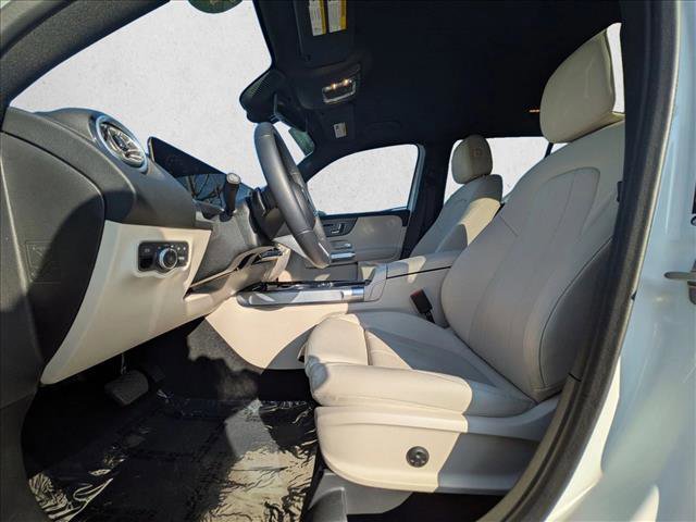 Certified 2025 Mercedes-Benz GLB 250 image 16