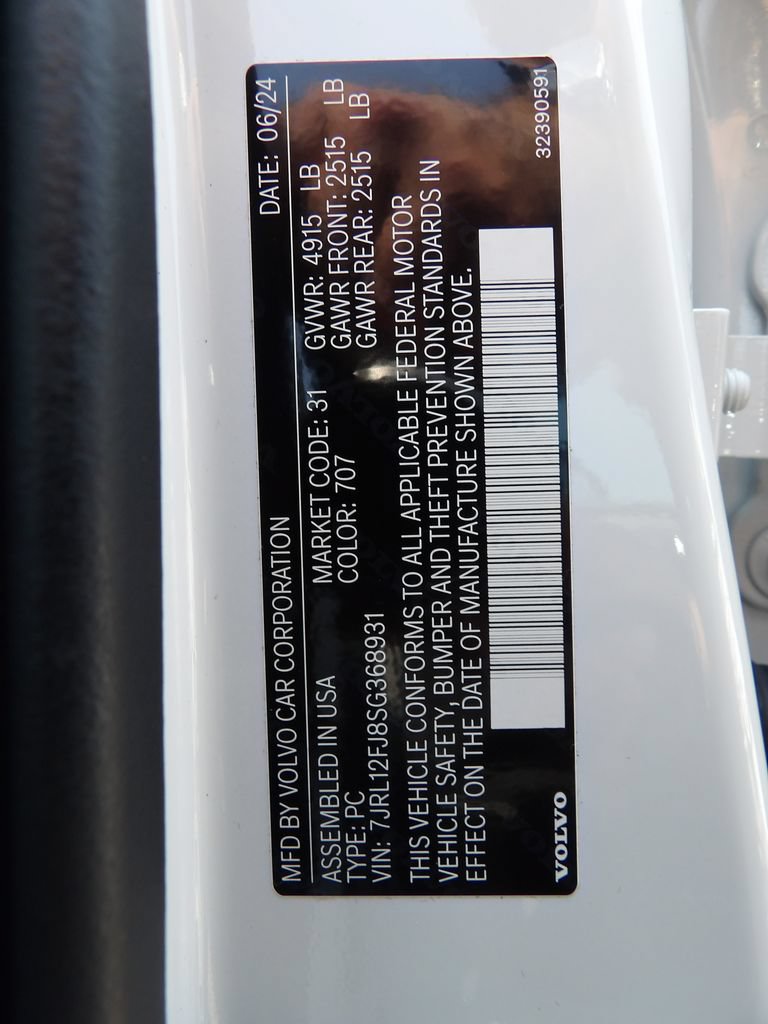 Certified 2025 Volvo S60 B5 Core FWD image 30