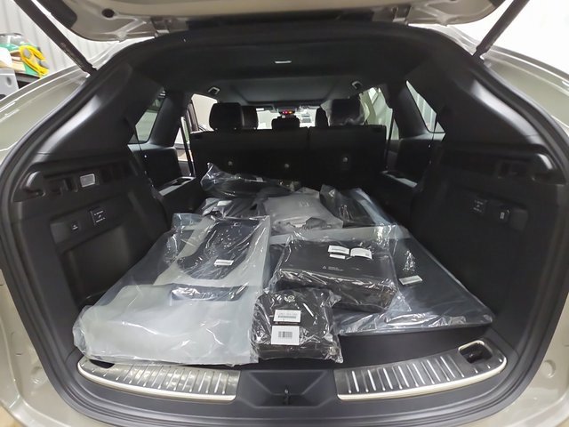 New 2026 MAZDA CX-90 Plug-In Hybrid w/ Premium Plus image 13