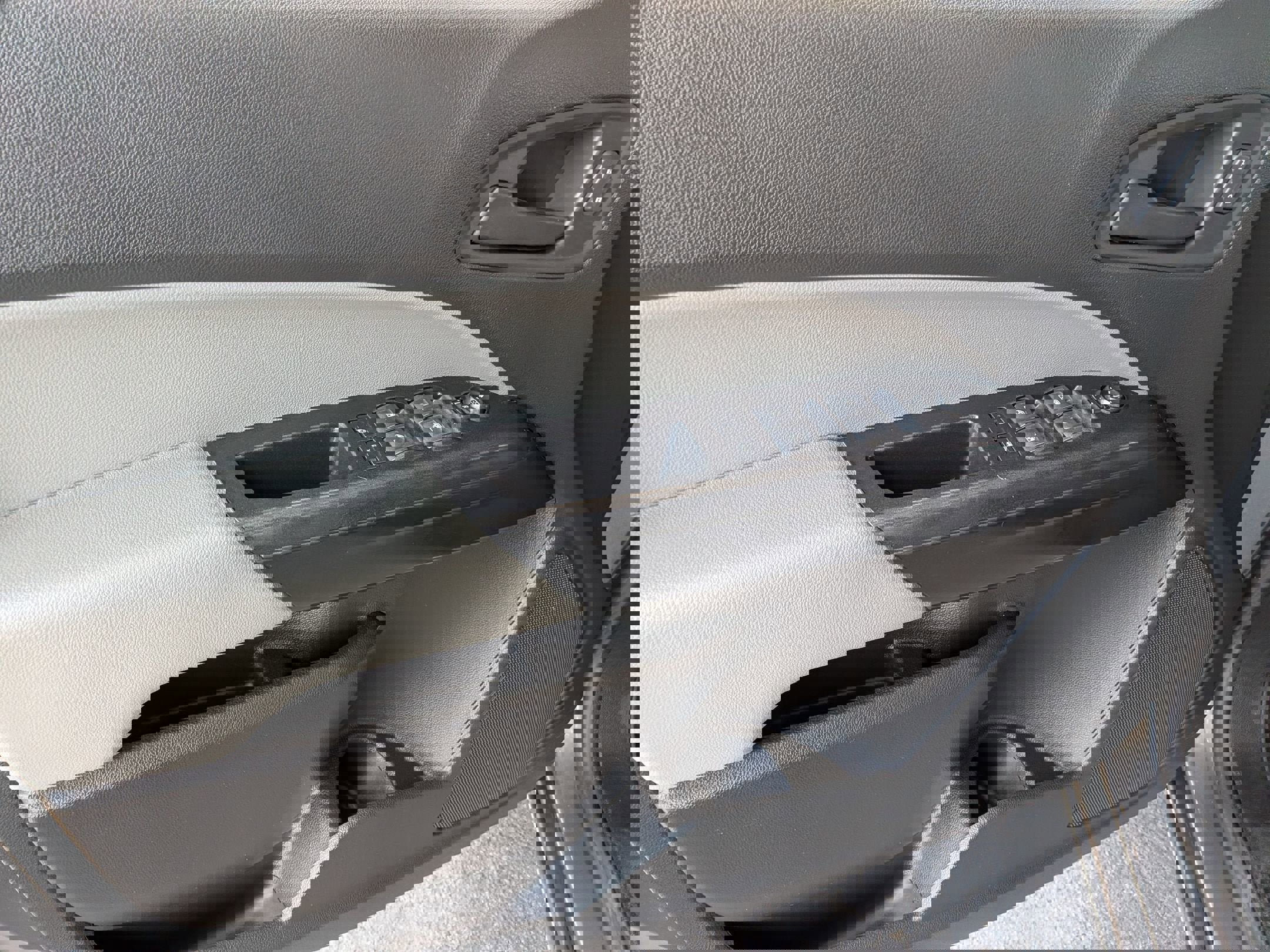 Used 2020 Chevrolet Colorado W/T w/ WT Convenience Package image 8